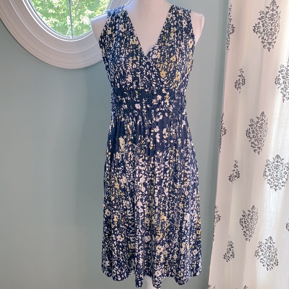 Nic + Zoe Cross-Front Rayon Dress Size S
